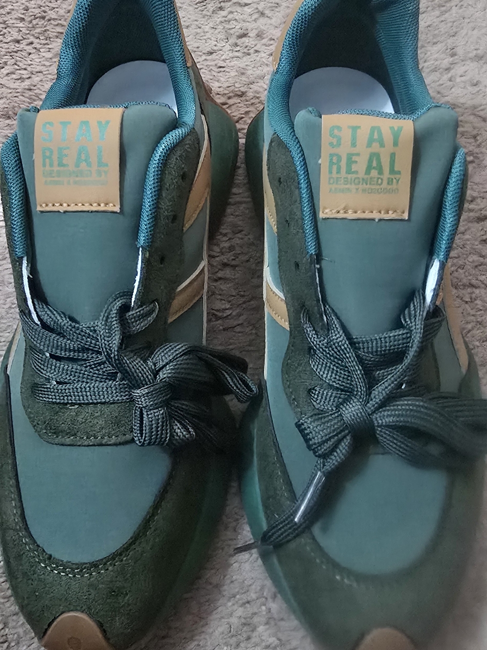 Men’s Green Casual Sneakers
